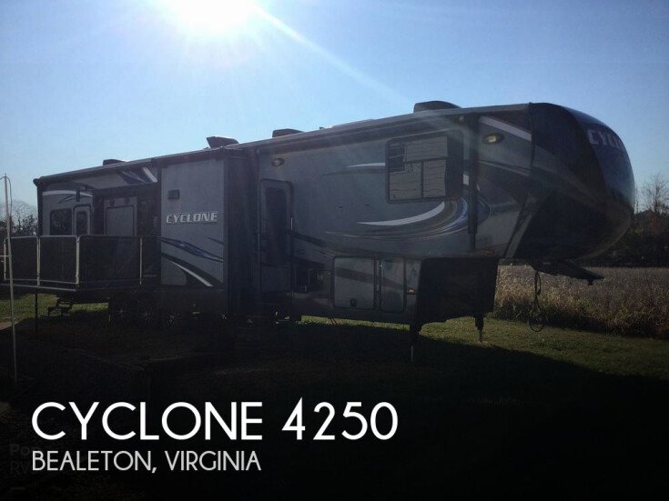 Thumbnail Photo undefined for 2016 Heartland Cyclone